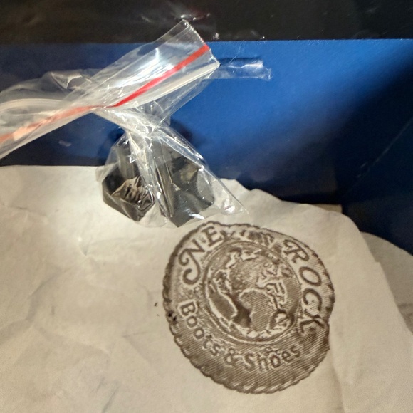 Vintage New Rock Platform Stilettos, Model M.5202-S1, Size EU41 - Picture 11 of 11